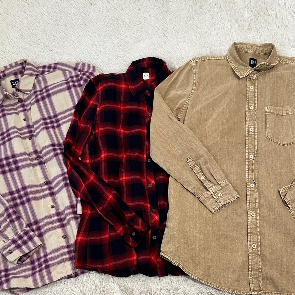 🎻 Bundle of 3 GAP Button Up Shirts Size S/M Tall